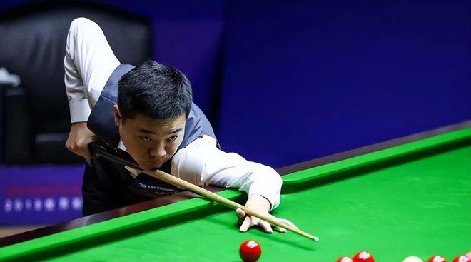 渐崭露头角 渐崭露头角