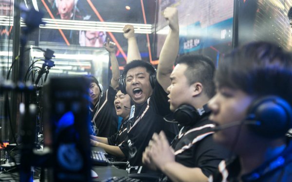 了博洛尼亚 了博洛尼亚