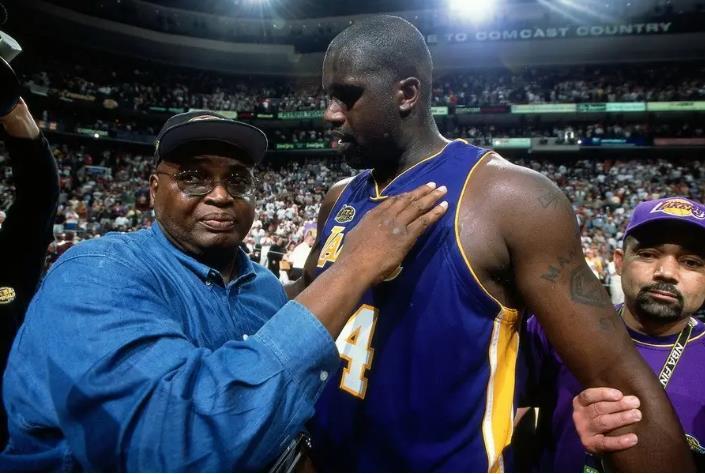 打狼队他真 打狼队他真